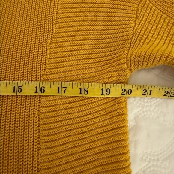 Rachel Zoe Mustard Yellow V Neck long Sweater size L - Picture 7 of 8